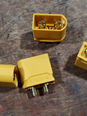 Conector macho Amass XT60U-M