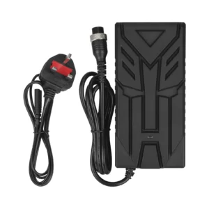 Cargador certificado con enchufe de aviación grande Ulip de 18 V a 42 V y 3 A (estándar del Reino Unido)