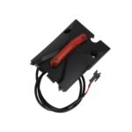 Luz trasera derecha para patinete Kukirin G2 Max (negro a presión) - Imagen 3