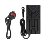 Cargador Ulip de 42 V a 54,6 V, 3 A, certificado CE y FCC con cabezal M16 de 3 orificios (enchufe británico)