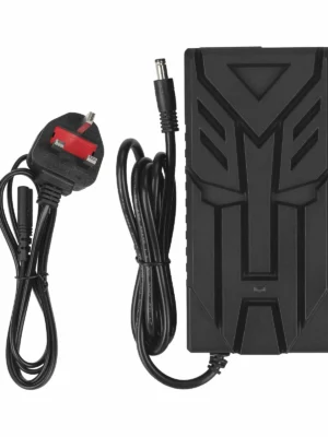 Cargador certificado Ulip42V~54.6V3ADC2.1 (estándar del Reino Unido)