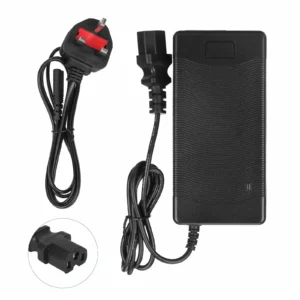 Cargador de 48 V a 54,6 V 2 A con cabezal de clavija y enchufe británico