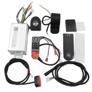 Controlador + placa de circuito + acelerador negro + luz delantera + luz trasera + cable de alimentación negro + panel para scooters clon Xiaomi
