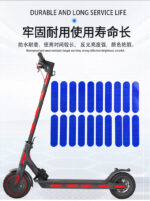 Pegatina azul para la carrocería del patinete Xiaomi - Imagen 2