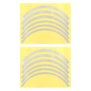 Juego de 2 pegatinas reflectantes para ruedas de color plateado.