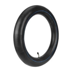 Neumático interior CST 18*2.125 con válvula doblada hacia afuera a 60°