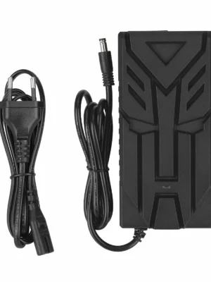 Cargador Ulip 18 V ~ 42 V 3 A con certificación CE y FCC y conector DC 2.1 (enchufe UE)