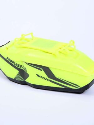 Bolsa de plástico multifuncional amarilla para coche.