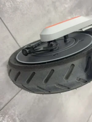 Neumáticos sin cámara Yuanxing 9*2