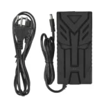 Cargador Ulip de 42 V a 54,6 V, 3 A, certificado CE y FCC con conector DC 2,1 (enchufe brasileño).
