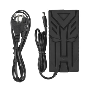 Cargador Ulip de 42 V a 54,6 V, 3 A, certificado CE y FCC con conector DC 2,1 (enchufe brasileño).