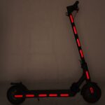 Pegatina roja para la carrocería del patinete Xiaomi - Imagen 5