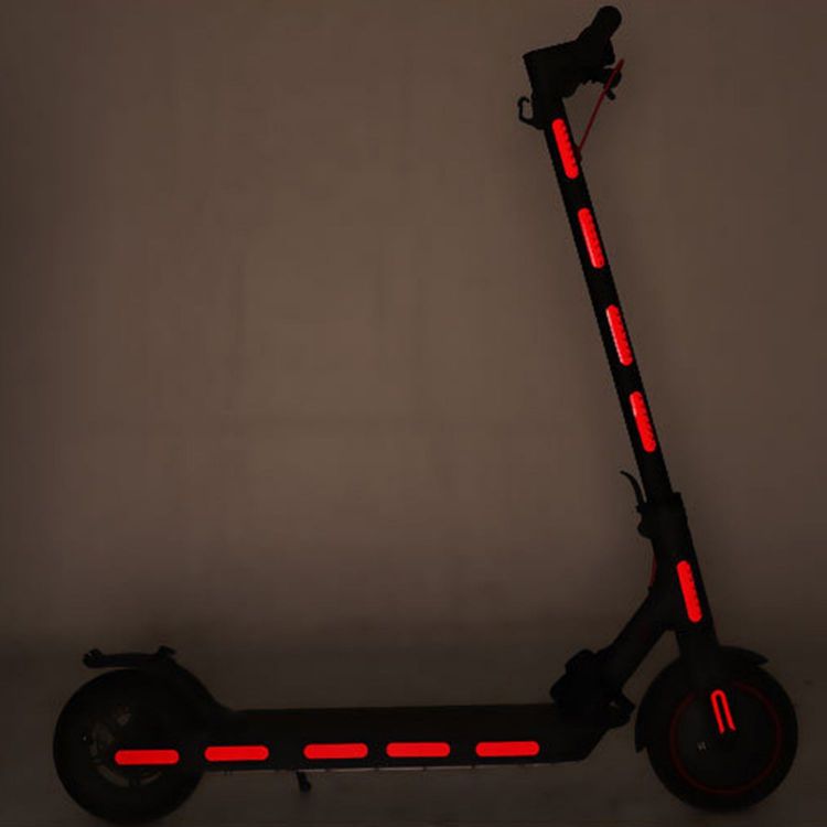 Pegatina roja para la carrocería del patinete Xiaomi - Imagen 5