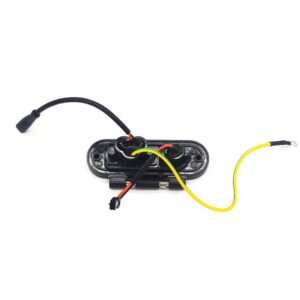 Puerto de carga Max G30